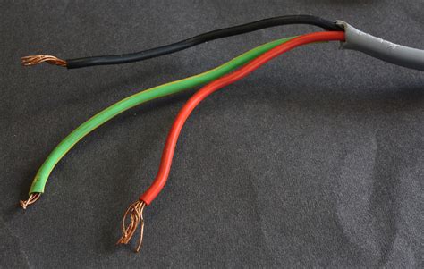 electrical wiring red black green 